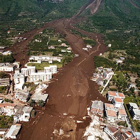 Venticinque anni fa, la tragica alluvione di Crotone che  